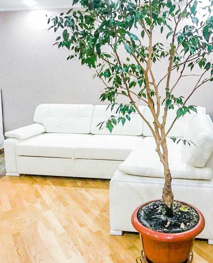 Rent-Kiev Apartment On Luxklavdievskaya Exterior photo